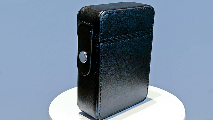 MAZE Leather Card Case by Bond Lee
