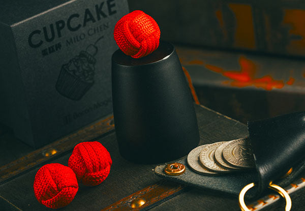 Cupcake 2.0 by Milo & Bacon Magic